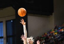 PREP BASKETBALL: No. 1 Good Hope handles No. 3 Deshler 68-45 to advance to Elite 8