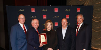 Local Alfa agent Debra Sims wins statewide award