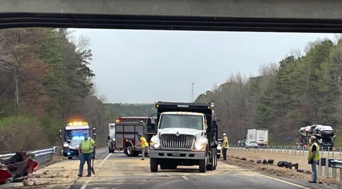 ALDOT responds to clear I-65 following crash in Cullman County