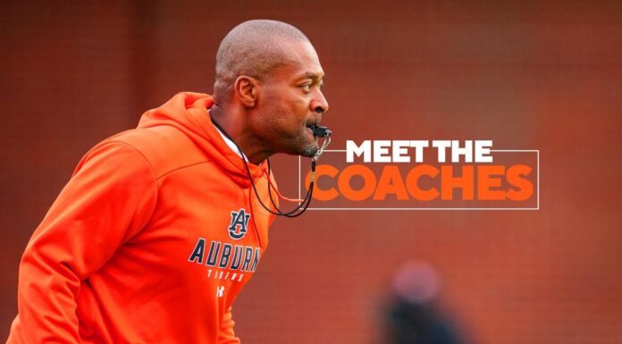 Meet the Coaches: Auburn offensive coordinator Derrick Nix