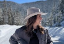 Come shop with me: Let’s build a hat