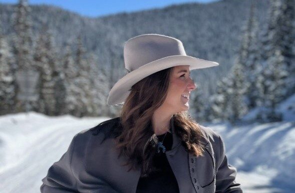 Come shop with me: Let’s build a hat