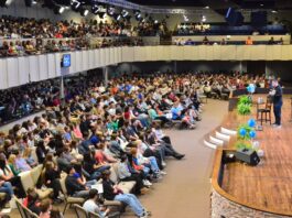 ‘I can’t think of a better event to show that the community cares about them’: Hilinski’s Hope speaks to Cullman County students