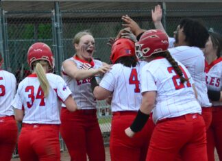 PREP SOFTBALL: Vinemont splits East Regional matchups with Hokes Bluff, Geraldine