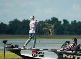 Jordan Lee leads final 10 into Knockout Round, Thrift Banks $30K Big Bass Award at MLF General Tire Heavy Hitters on the Kissimmee Chain of Lakes