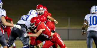 PREP FOOTBALL: Vinemont kicks off season with 16-14 win over Falkville