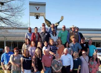 Vinemont High Class of 1994 holds 30-year reunion