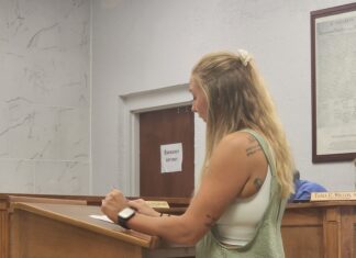 Hanceville City Council votes to allow tattoo and body piercing facilities