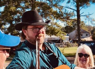 Cullman songwriters premiere ‘The Kiss on Clarkson Covered Bridge’ at Blount County festival