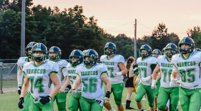 PREP FOOTBALL: Holly Pond hammers Cleveland on the road 48-13
