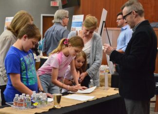 Library holds town meeting to discuss future plans