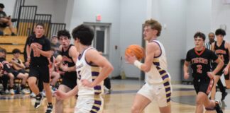 PREP BASKETBALL: Hanceville Bulldogs, Lady Bulldogs collect wins over Meek