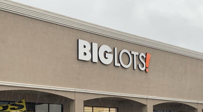 (Updated) Big Lots makes deal to save some stores, brand