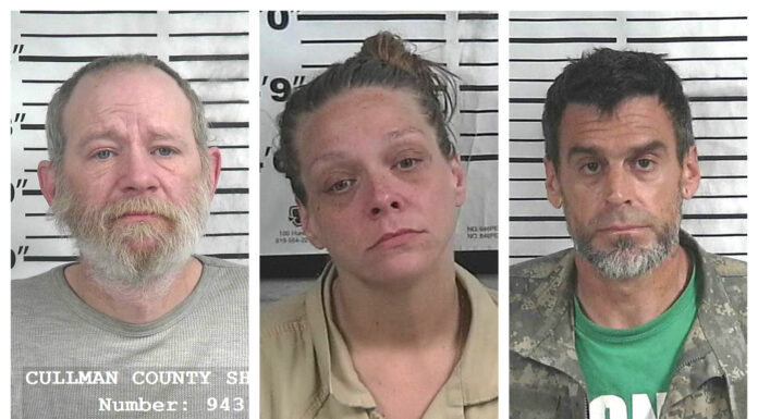 CPD makes 3 arrests in connection with Take 5 Car Wash robbery Left to right are Kenith Rice, Mary Klosinski and Jason Byer. All three were arrested in connection with the robbery at Take 5 Car Wash on Dec. 8, 2024. (Cullman Police Department) Left to right are Kenith Rice, Mary Klosinski and Jason Byer. All three were arrested in connection with the robbery at Take 5 Car Wash on Dec. 8, 2024. (Cullman Police Department)