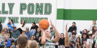 PREP BASKETBALL: Lady Broncos collect 59-30 area win over J.B. Pennington, Broncos fall to Tigers 43-41