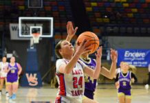 COUNTY TOURNAMENT: Vinemont advances to semifinals with 62-32 win over Hanceville