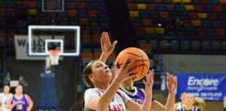 COUNTY TOURNAMENT: Vinemont advances to semifinals with 62-32 win over Hanceville