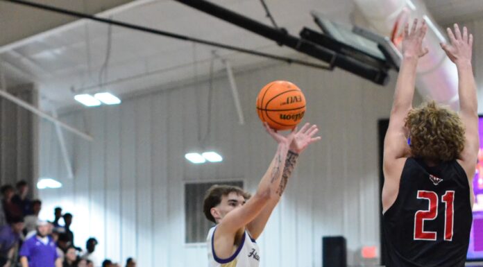 PREP BASKETBALL: Hanceville collects 61-56 win over Oak Grove, Lady Bulldogs dominate 2nd half to earn 64-27 win