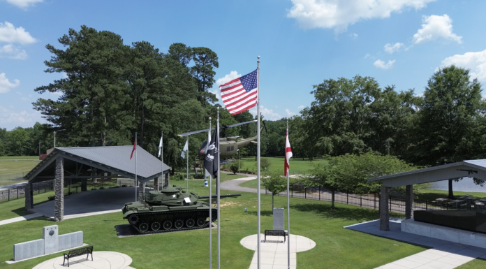 Aderholt cosponsors bill requiring American-made flags