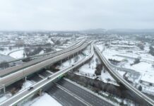ALDOT prepares for snow and sleet in north Alabama The interchange of I-565 and Memorial Parkway in Huntsville during a previous snow event in January. (ALDOT)