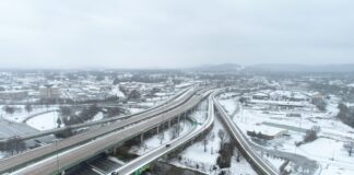 ALDOT prepares for snow and sleet in north Alabama The interchange of I-565 and Memorial Parkway in Huntsville during a previous snow event in January. (ALDOT)