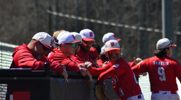 PREP BASEBALL: Vinemont pulls away from West Morgan 7-3; Friday scoring recap