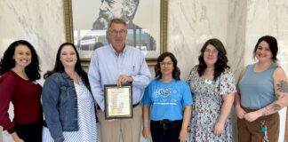 Jacobs proclaims April ‘Child Abuse & Neglect Awareness Month’ in Cullman