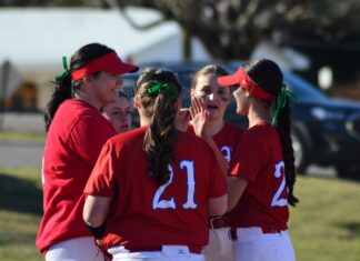 PREP SOFTBALL: Vinemont pulls away to earn 14-7 area win at J.B. Pennington; Thursday scoring recap