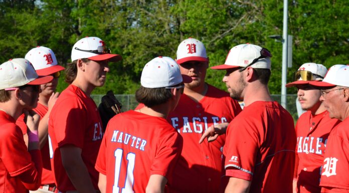 PREP BASEBALL PLAYOFFS: No. 7 Vinemont advances to quarterfinals with 15-5 win over Phil Campbell