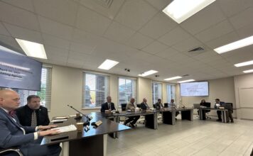 Commission passes resolution opposing SB322