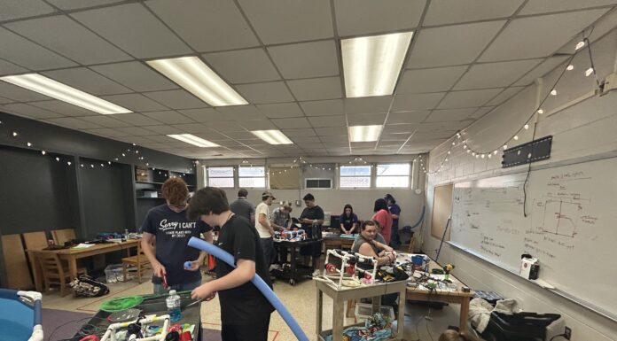 Fairview students competing in underwater ROV event at Dauphin Island Sea Lab
