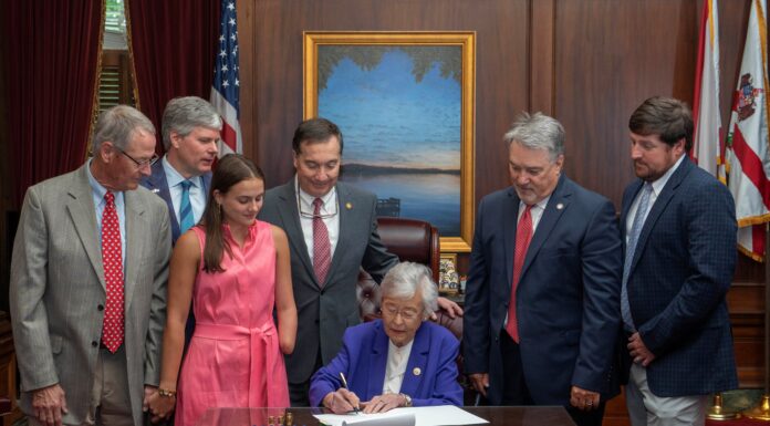 Ivey signs LuLu’s Law, enabling shark alert system for coastal counties