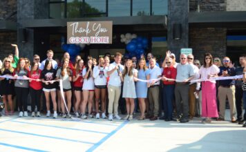 Dale’s cuts ribbon on new location in Good Hope
