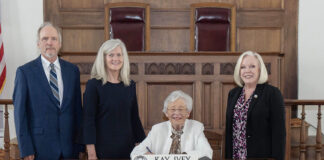 Ivey commends Wallace State as a Top 3 community college in the nation