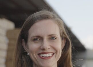 Caroleene Dobson announces candidacy for secretary of state