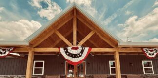 Smith Lake Veterinary Hospital officially open