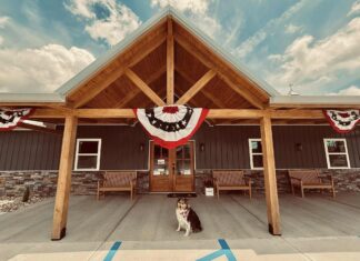 Smith Lake Veterinary Hospital officially open
