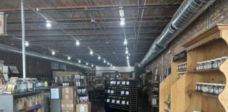 Mavens & Makers open downtown