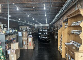 Mavens & Makers open downtown