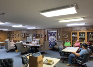 Fairview welcomes upcoming mayor, council members, declines trailer park demolition bid