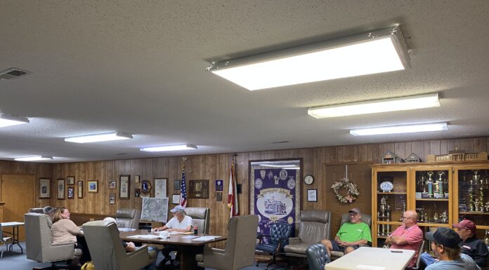 Fairview welcomes upcoming mayor, council members, declines trailer park demolition bid