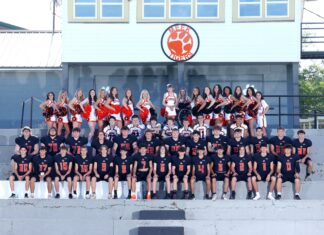 PREP FOOTBALL: Meek kicks off season with 20-6 win over Lynn