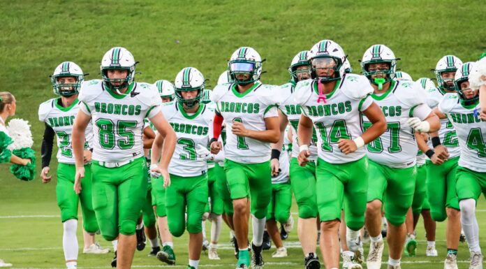 PREP FOOTBALL: Whitesburg Christian pulls away to top Holly Pond 28-6