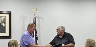 Baileyton council recognizes Calloway, Griffin