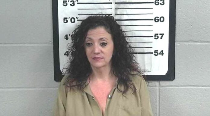 Cullman woman sentenced for pulling shotgun on deputies