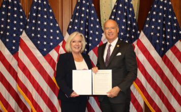 Aderholt presents Wallace State’s recognition in Congressional Record to Karolewics