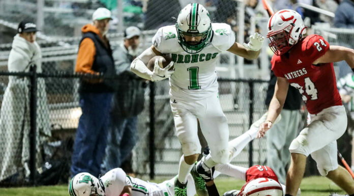 PREP FOOTBALL: Holly Pond falls to Collinsville on the road, 45-22