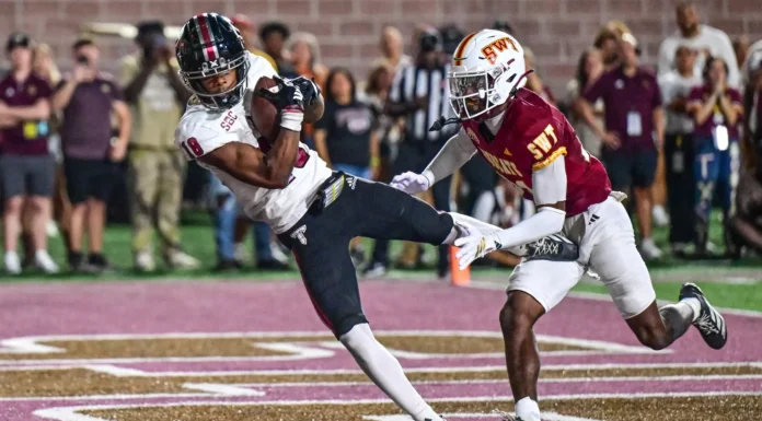 Troy stuns Texas State in SBC sendoff; rallies from down 21