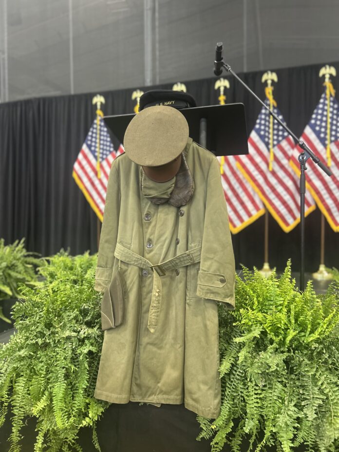 A uniform on display at the Veterans Day program at the Cullman OmniPlex on Nov. 5, 2025 (Anabelle Howze/The Cullman Tribune)