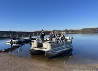 Lake Cleanup Days ‘worth every bit of effort’ A clean-up crew departs to spend the morning on the Duck River Reservoir. (Anabelle Howze/The Cullman Tribune)